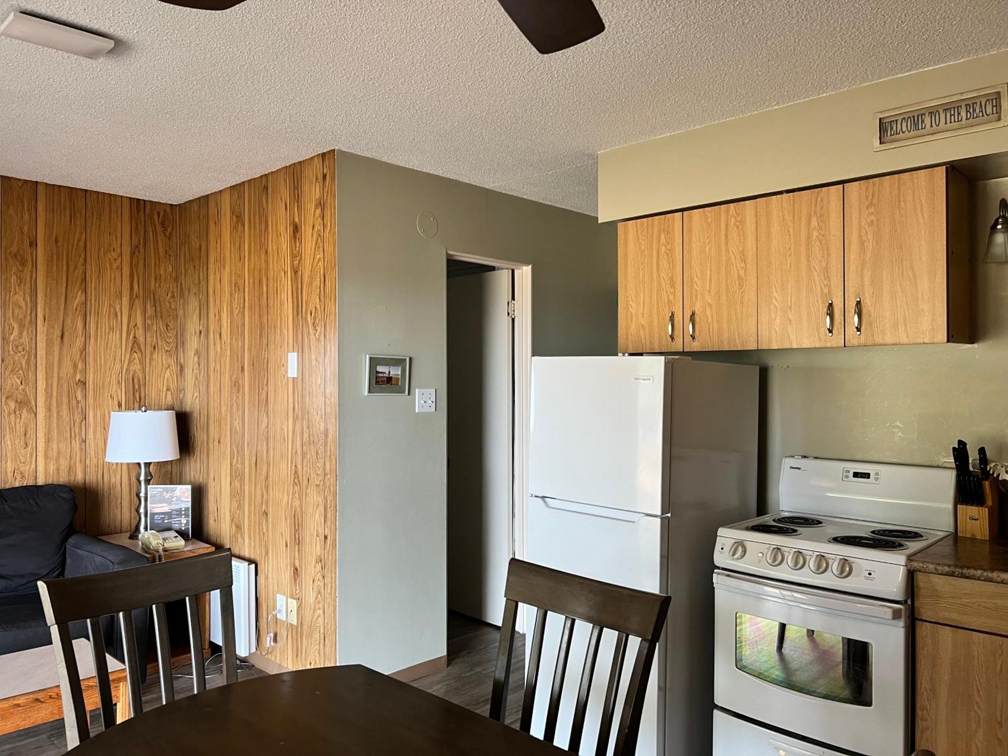 Sea Edge Motel Parksville Zimmer foto